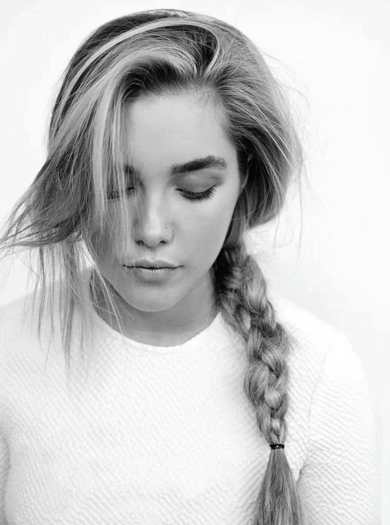 Florence Pugh loose side braid hairstyle